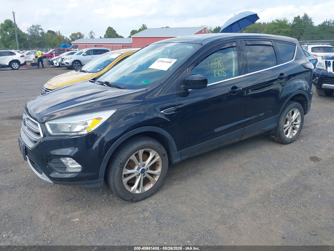 2017 FORD ESCAPE SE · 2/11