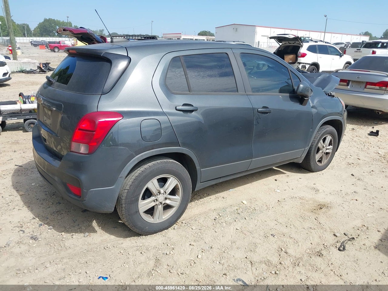 2020 CHEVROLET TRAX FWD LS · 4/11