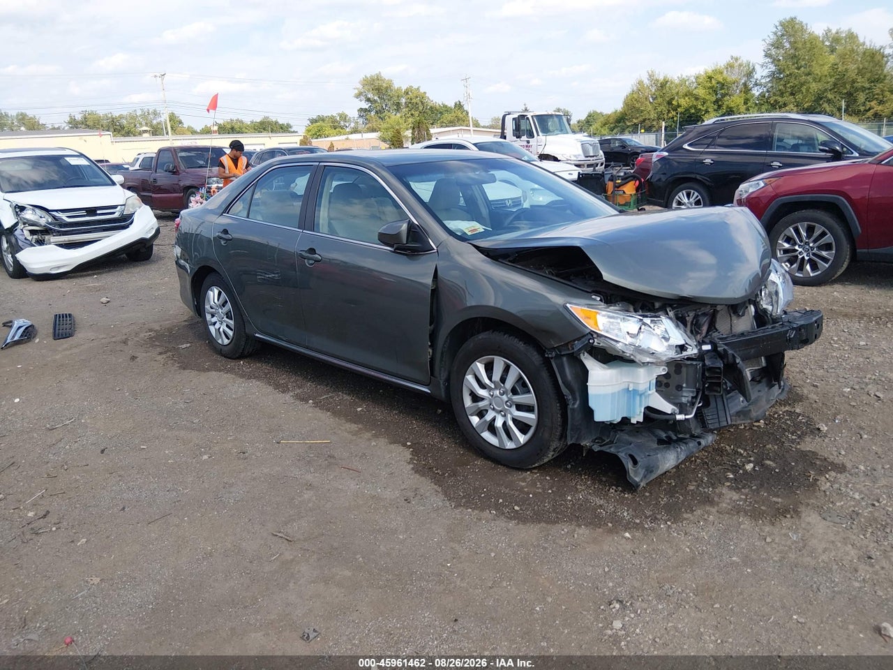 4T4BF1FK3ER****** · 2014 TOYOTA CAMRY LE