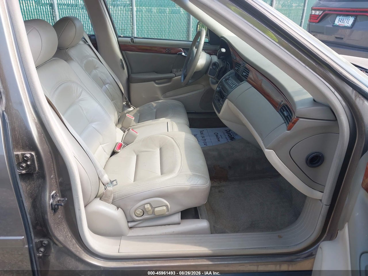 2002 CADILLAC DEVILLE · 5/11