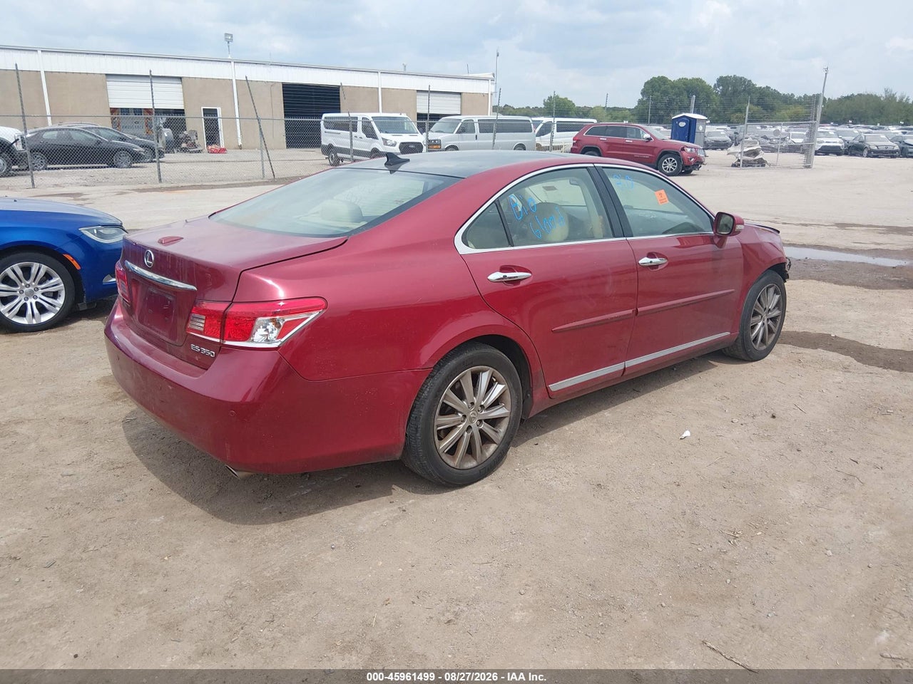 2011 LEXUS ES 350   · 4/11