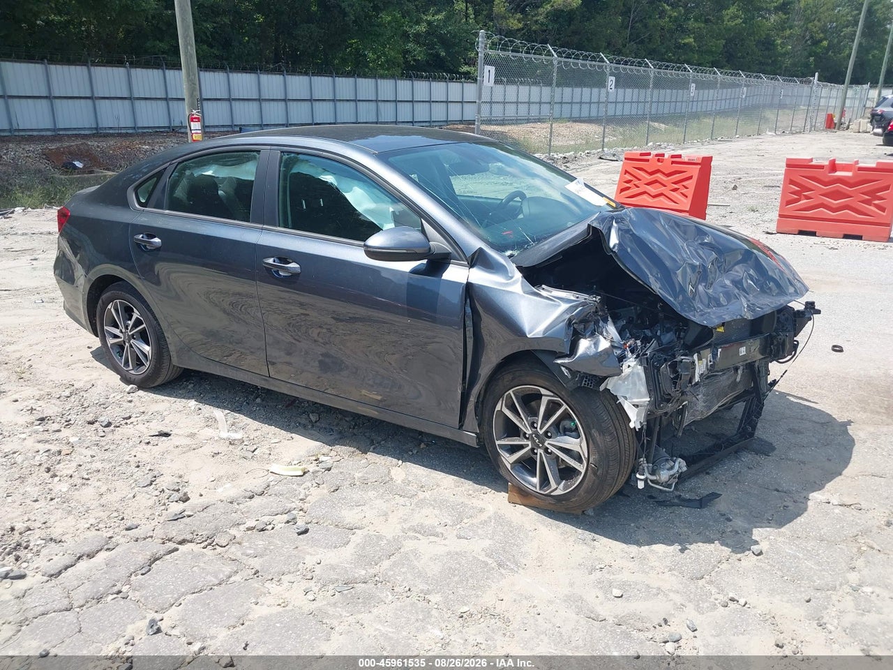 3KPF24AD7NE****** · 2022 KIA FORTE LXS
