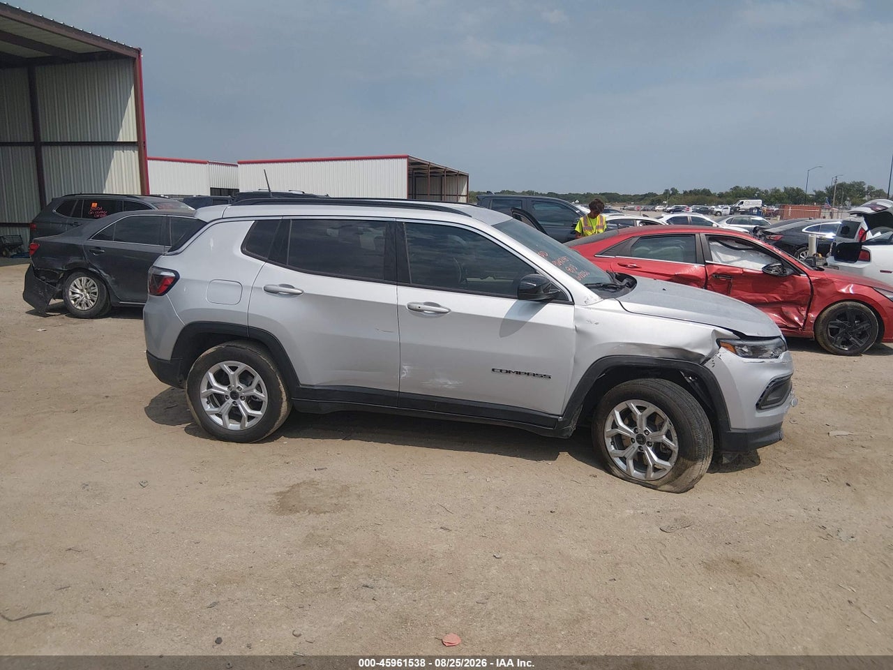 2025 JEEP COMPASS LATITUDE 4X4 · 6/10
