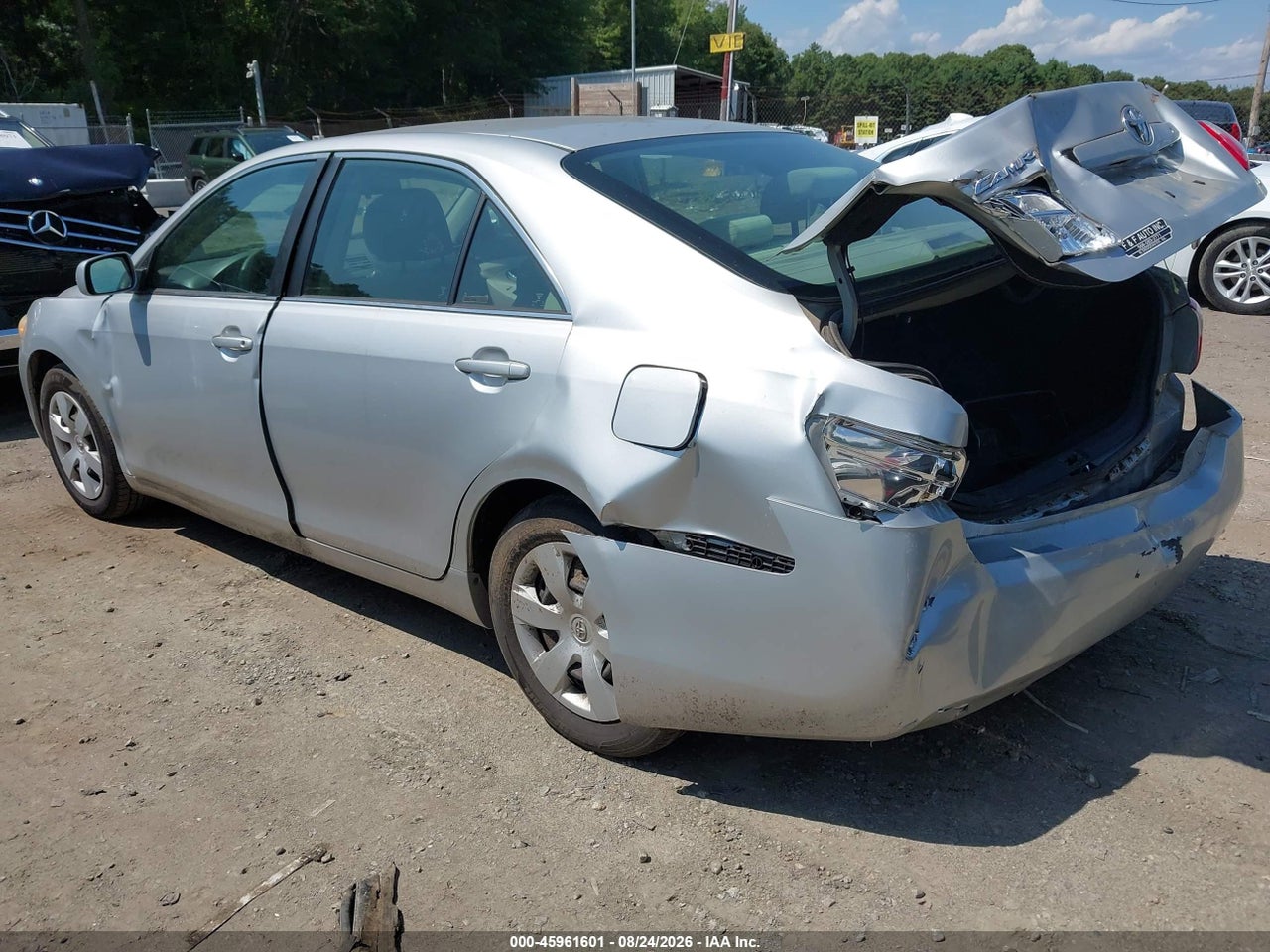2007 TOYOTA CAMRY LE · 3/11