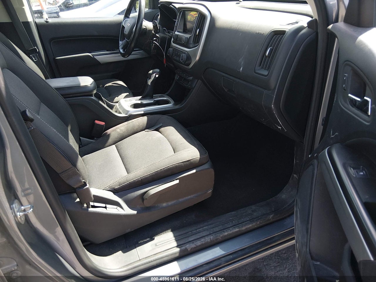 2022 CHEVROLET COLORADO 4WD  SHORT BOX LT · 5/11