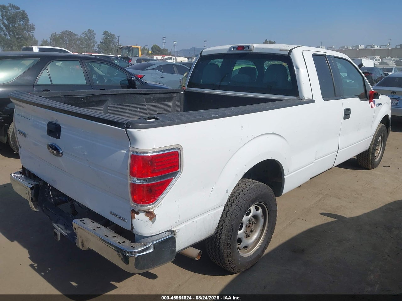 2011 FORD F-150 XL · 4/11