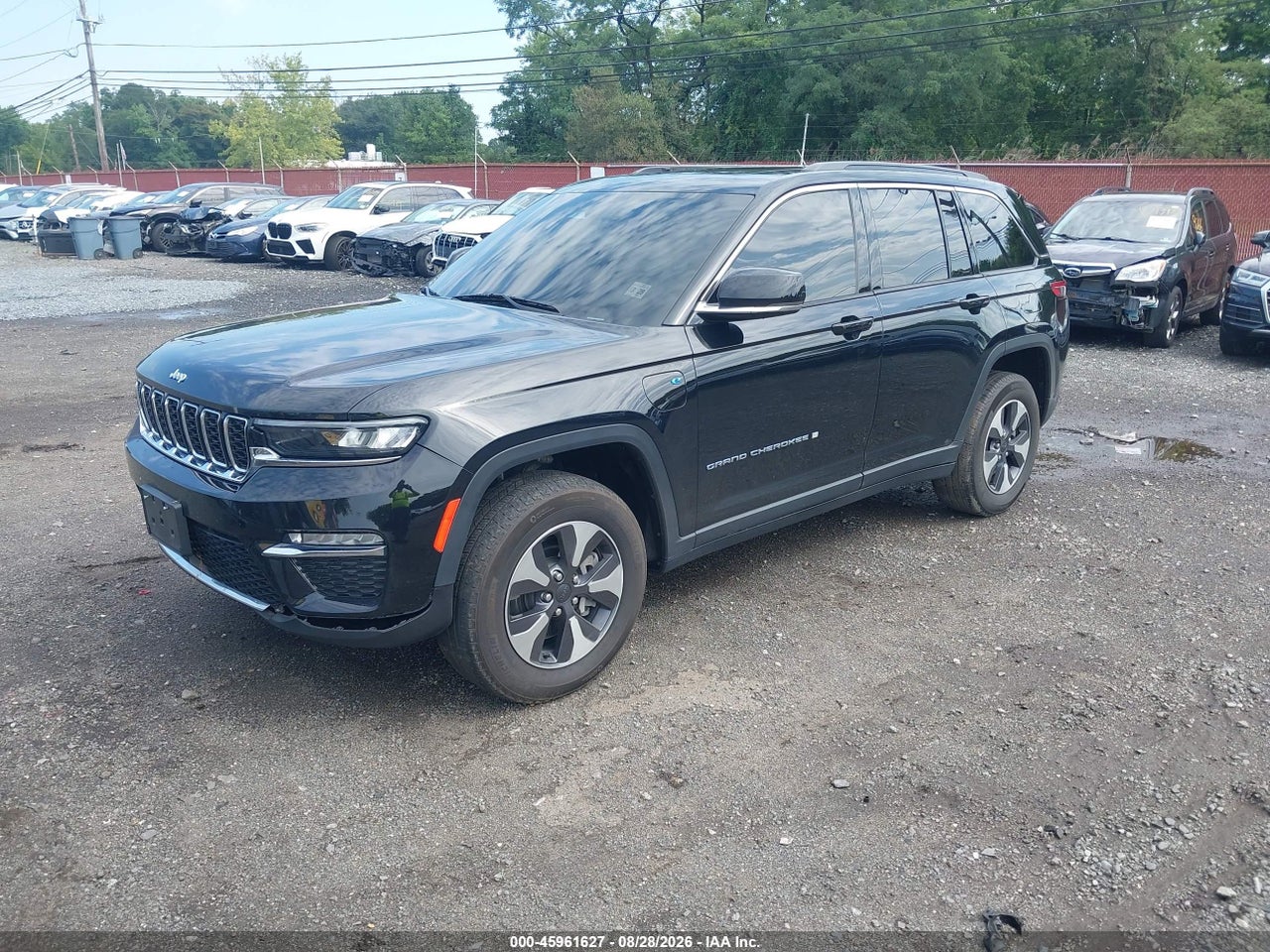 2024 JEEP GRAND CHEROKEE 4XE   · 2/11