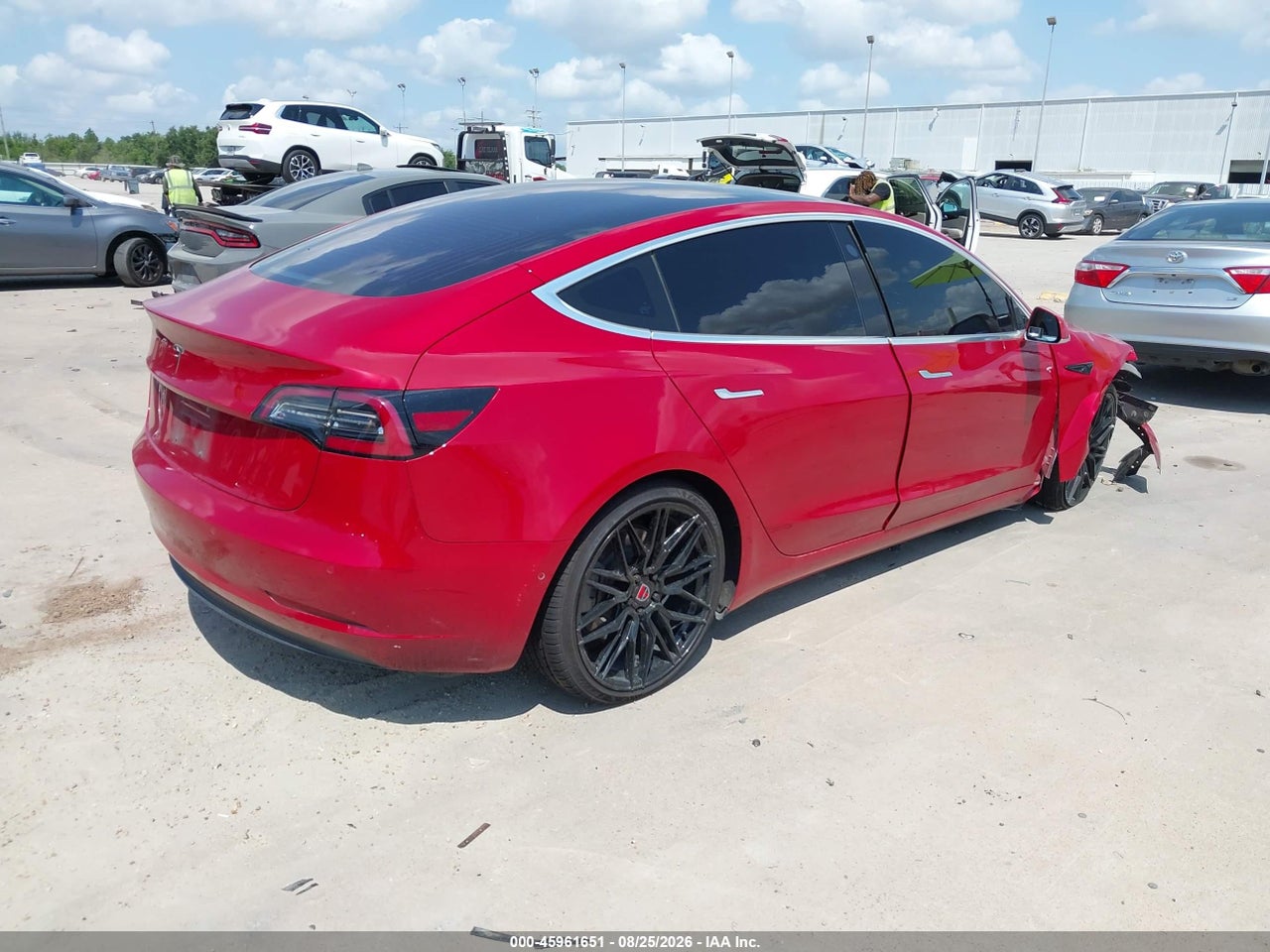 2018 TESLA MODEL 3 LONG RANGE/MID RANGE · 4/10
