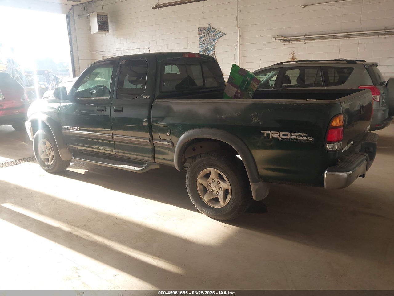 2001 TOYOTA TUNDRA SR5 V8 · 3/11