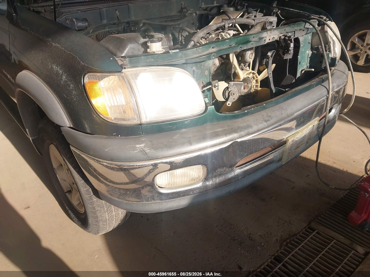 2001 TOYOTA TUNDRA SR5 V8 · 6/11