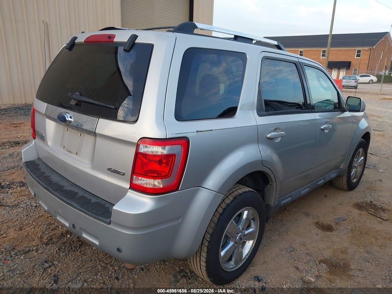 2009 FORD ESCAPE LIMITED · 4/11