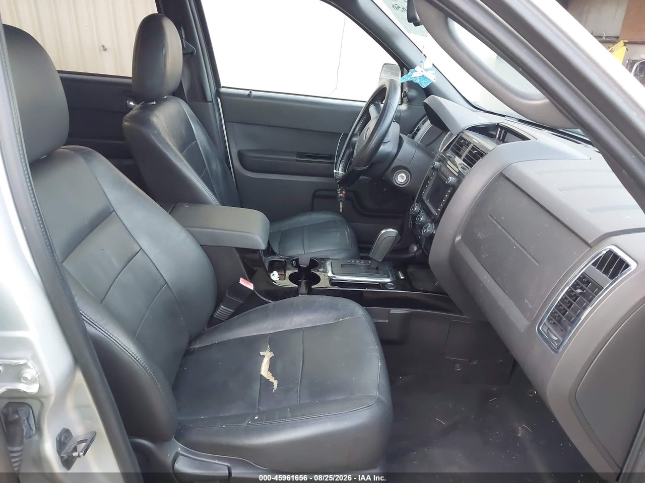 2009 FORD ESCAPE LIMITED · 5/11