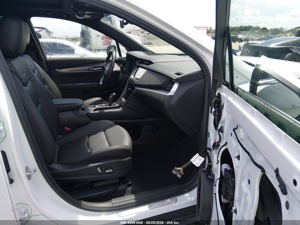 2024 CADILLAC XT6 FWD LUXURY · 5/11