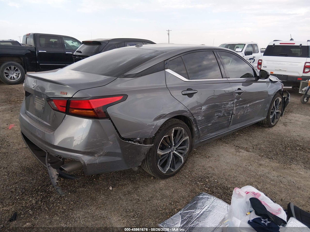 2024 NISSAN ALTIMA SR FWD · 4/11