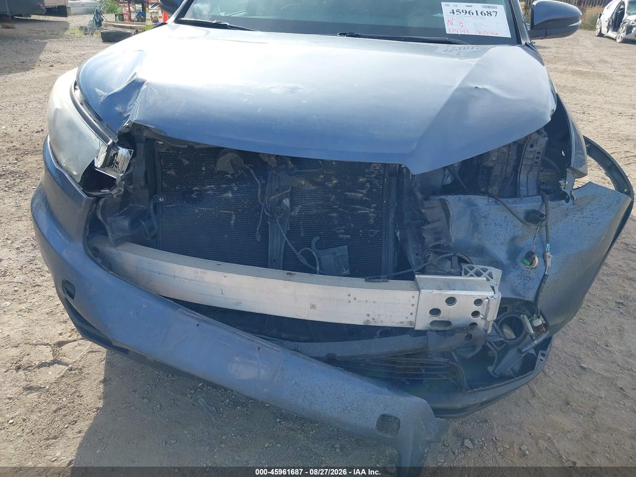 2015 TOYOTA HIGHLANDER XLE V6 · 6/11