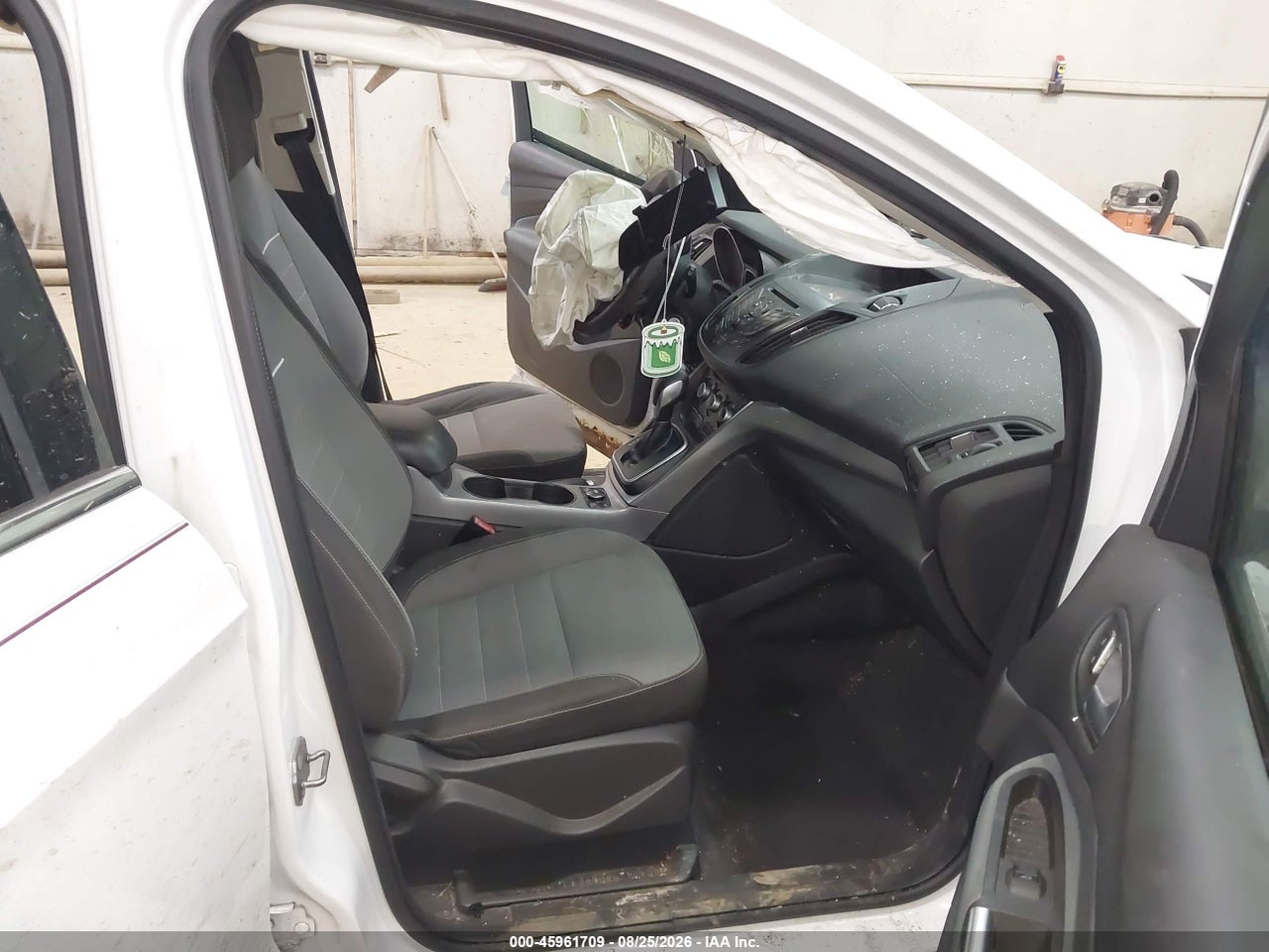 2013 FORD ESCAPE SE · 5/11