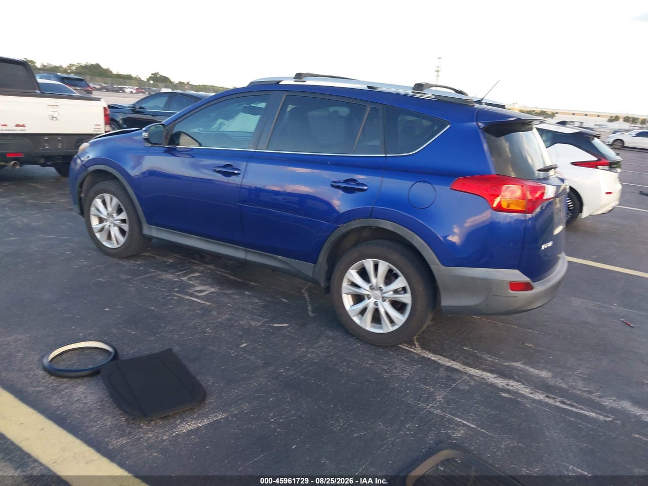 2014 TOYOTA RAV4 LIMITED · 3/11