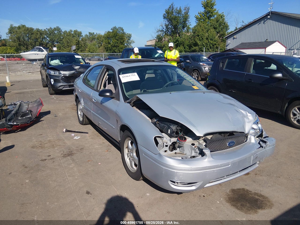 1FAFP55S24G****** · 2004 FORD TAURUS SES