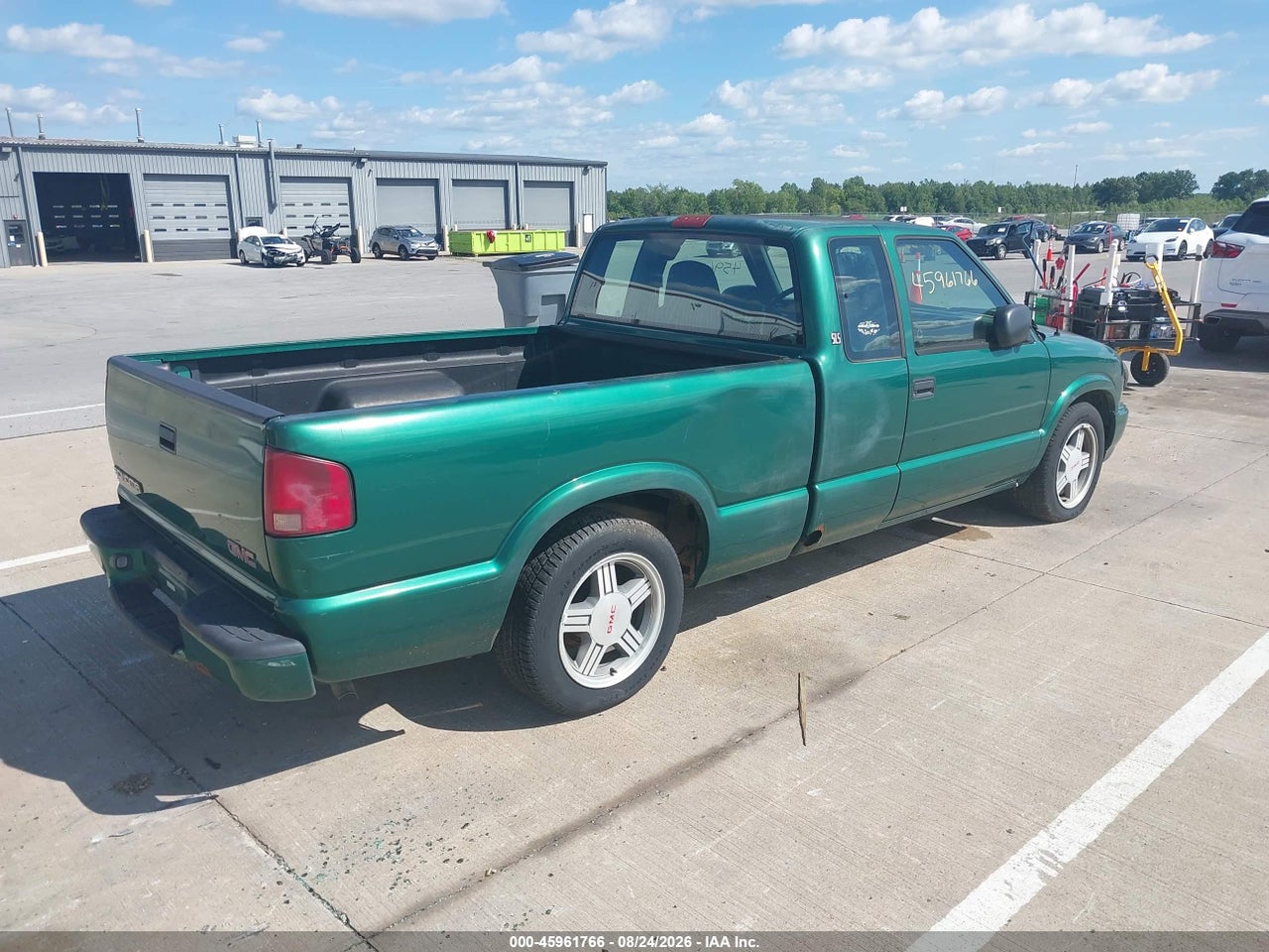 2000 GMC SONOMA SLS · 4/11
