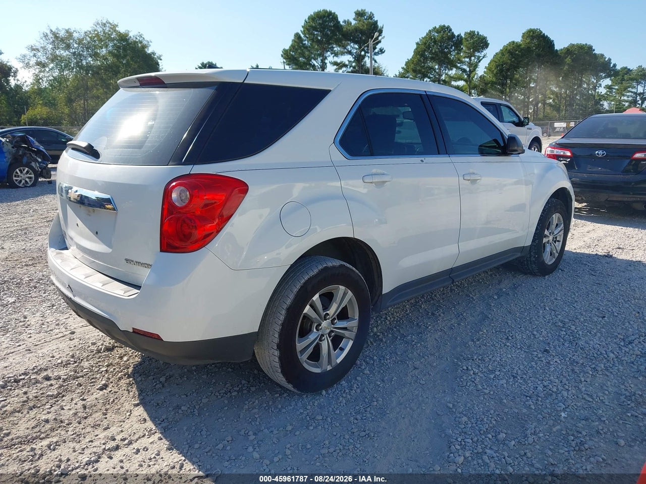 2013 CHEVROLET EQUINOX LS · 4/11