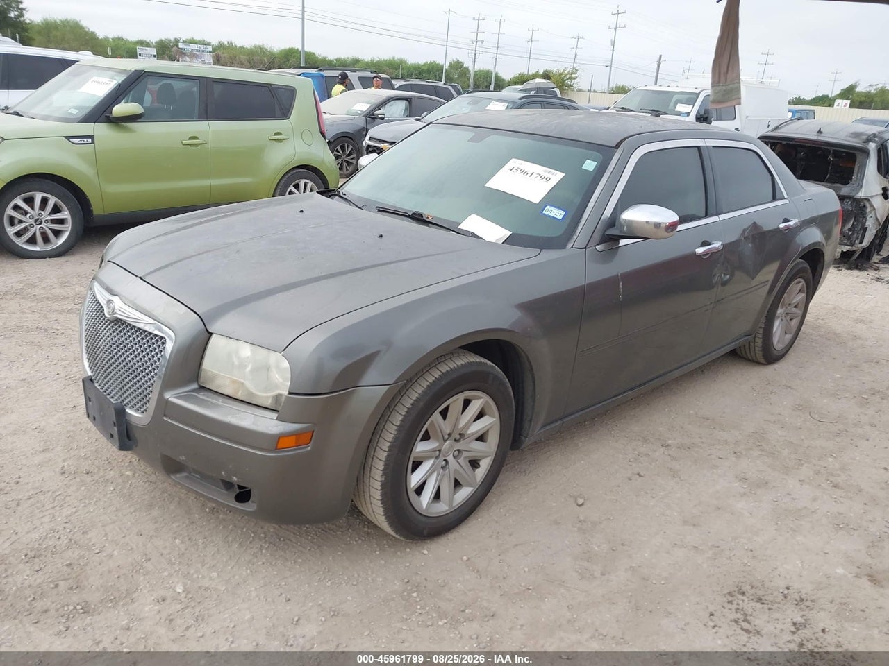 2008 CHRYSLER 300 LX · 2/11