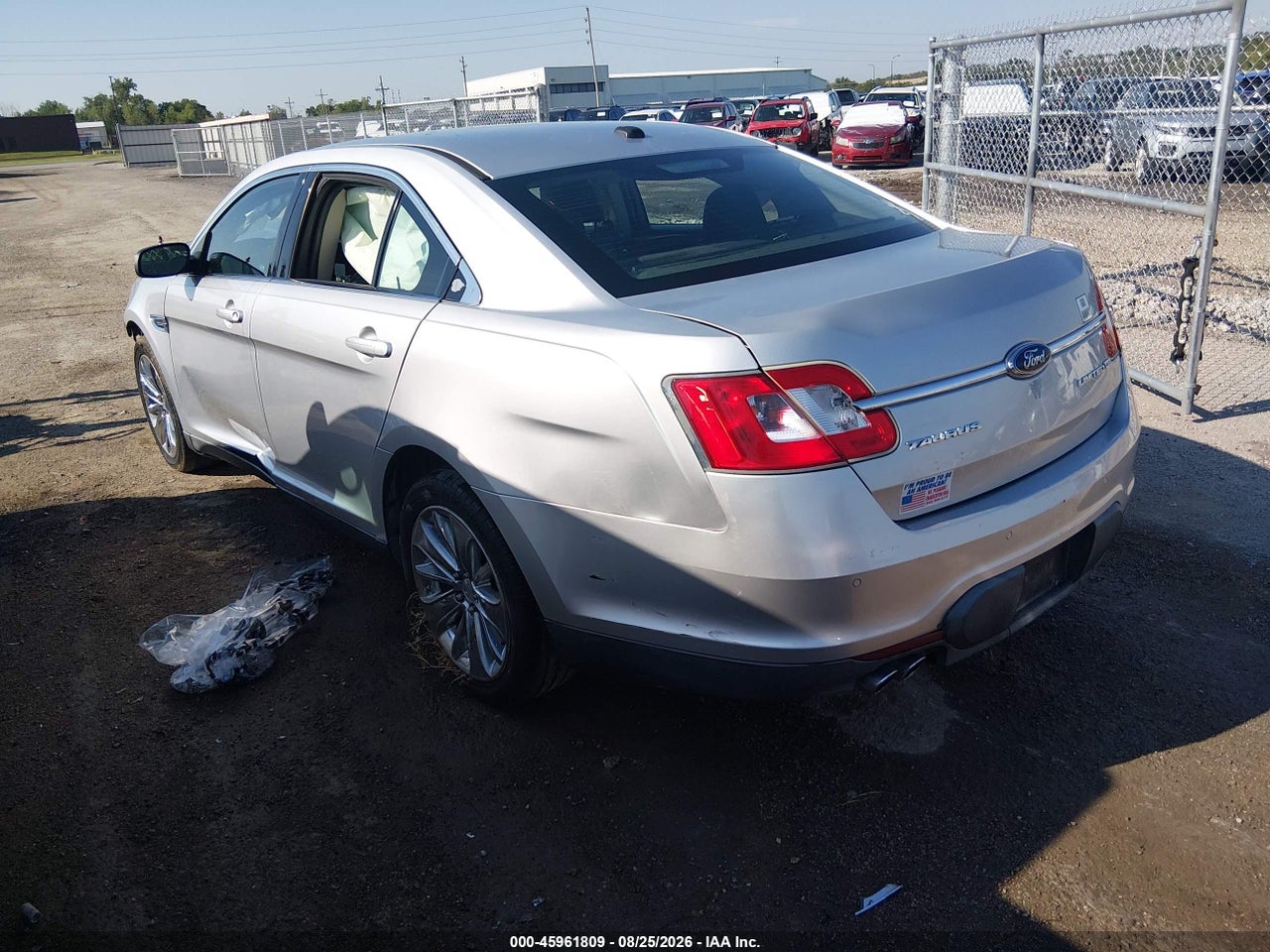 2010 FORD TAURUS LIMITED · 3/10