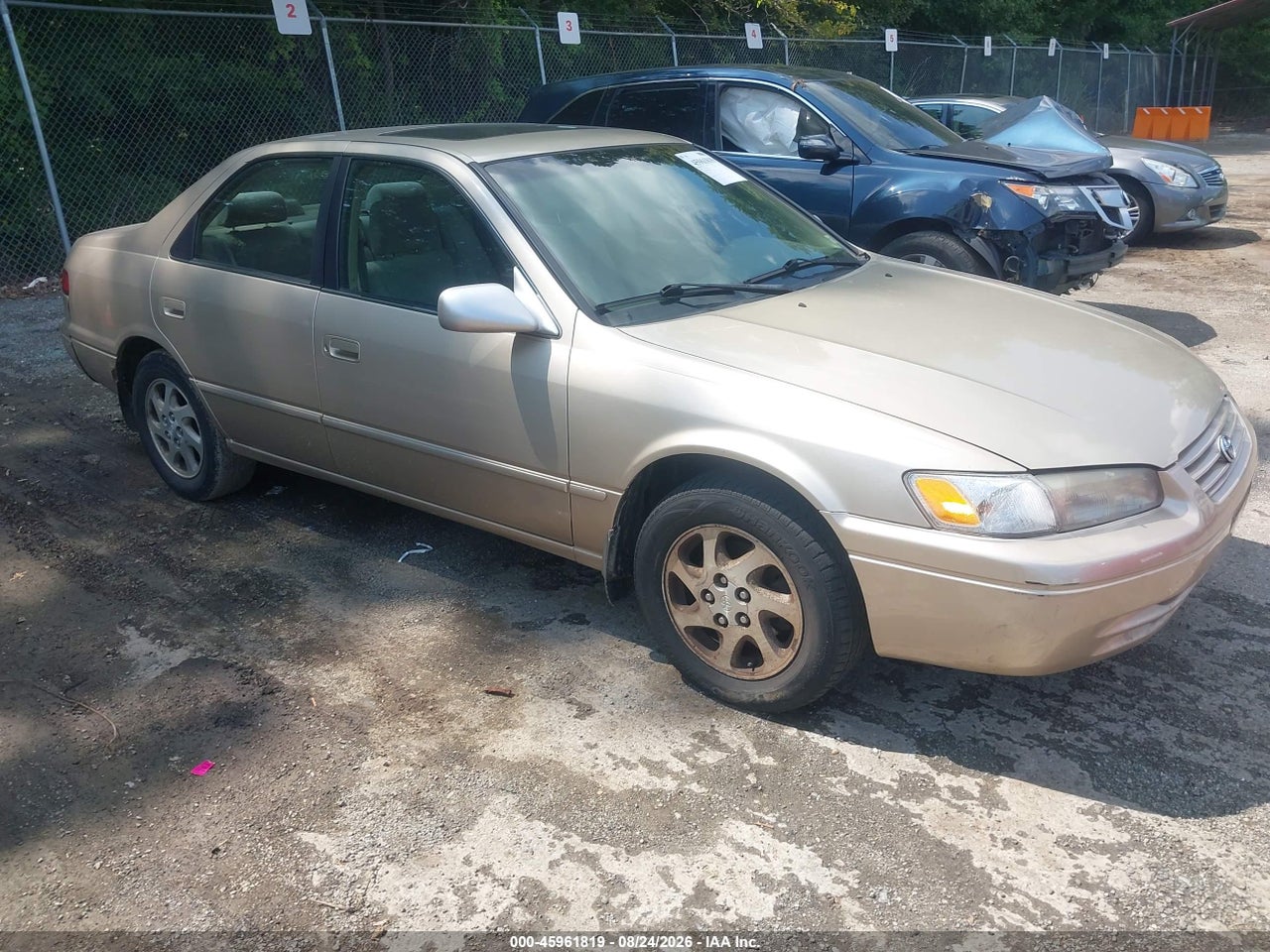 JT2BF22K8X0****** · 1999 TOYOTA CAMRY LE V6