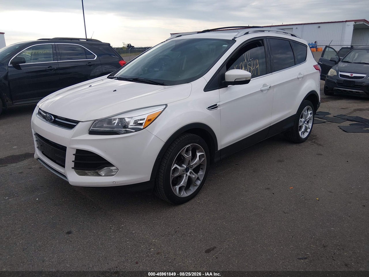 2016 FORD ESCAPE TITANIUM · 2/11