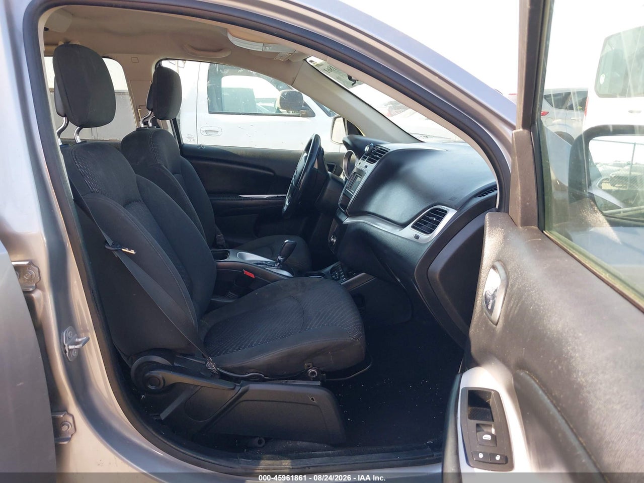 2018 DODGE JOURNEY SE · 5/11