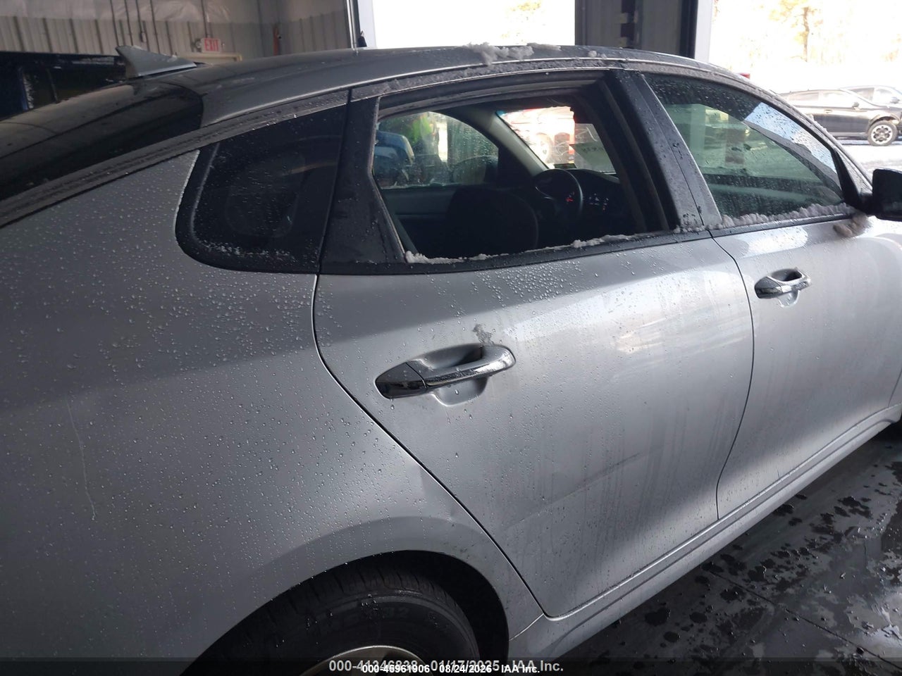 2017 KIA OPTIMA LX · 6/10