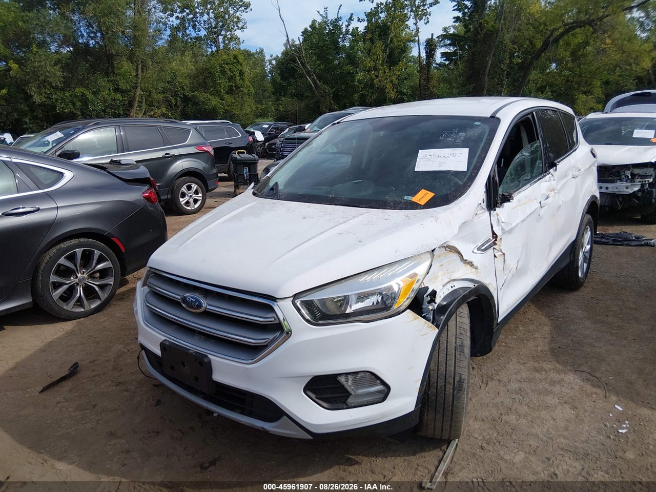 2017 FORD ESCAPE SE · 2/11