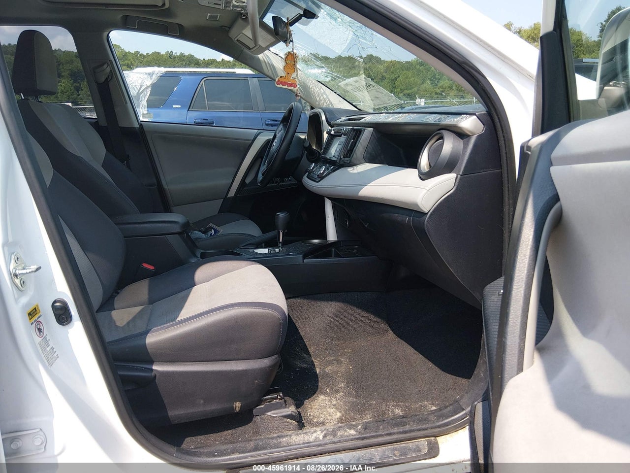 2013 TOYOTA RAV4 XLE · 5/11
