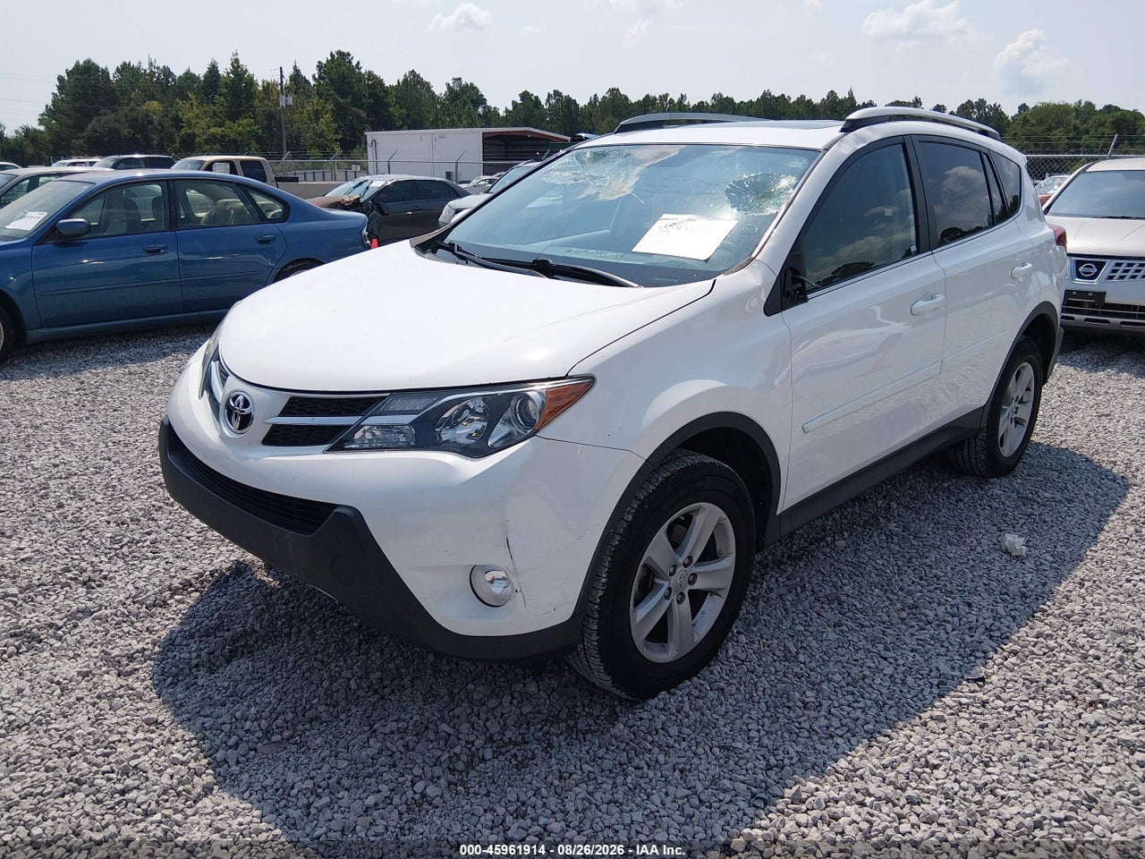 2013 TOYOTA RAV4 XLE · 2/11