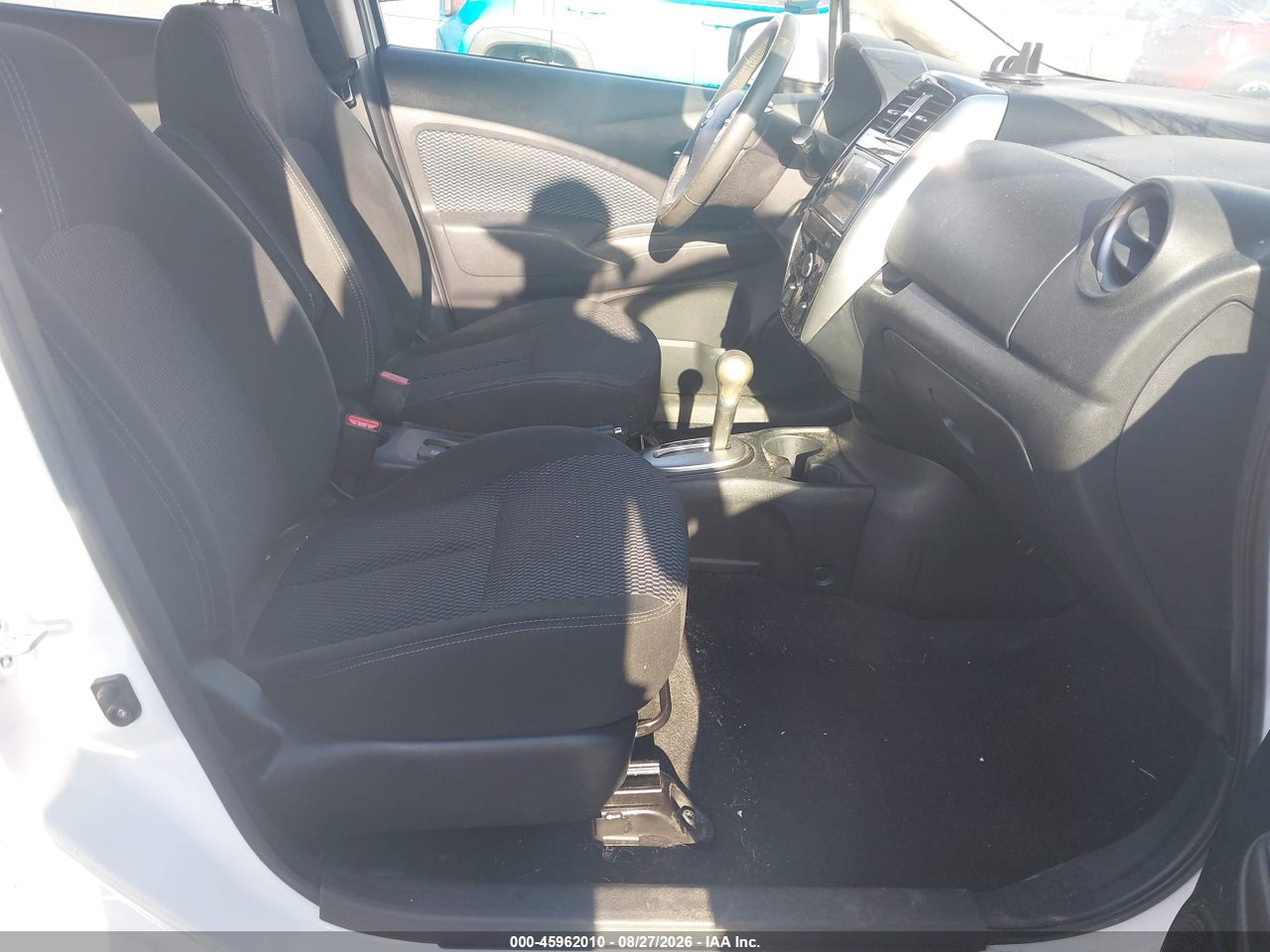 2015 NISSAN VERSA NOTE SV · 5/11