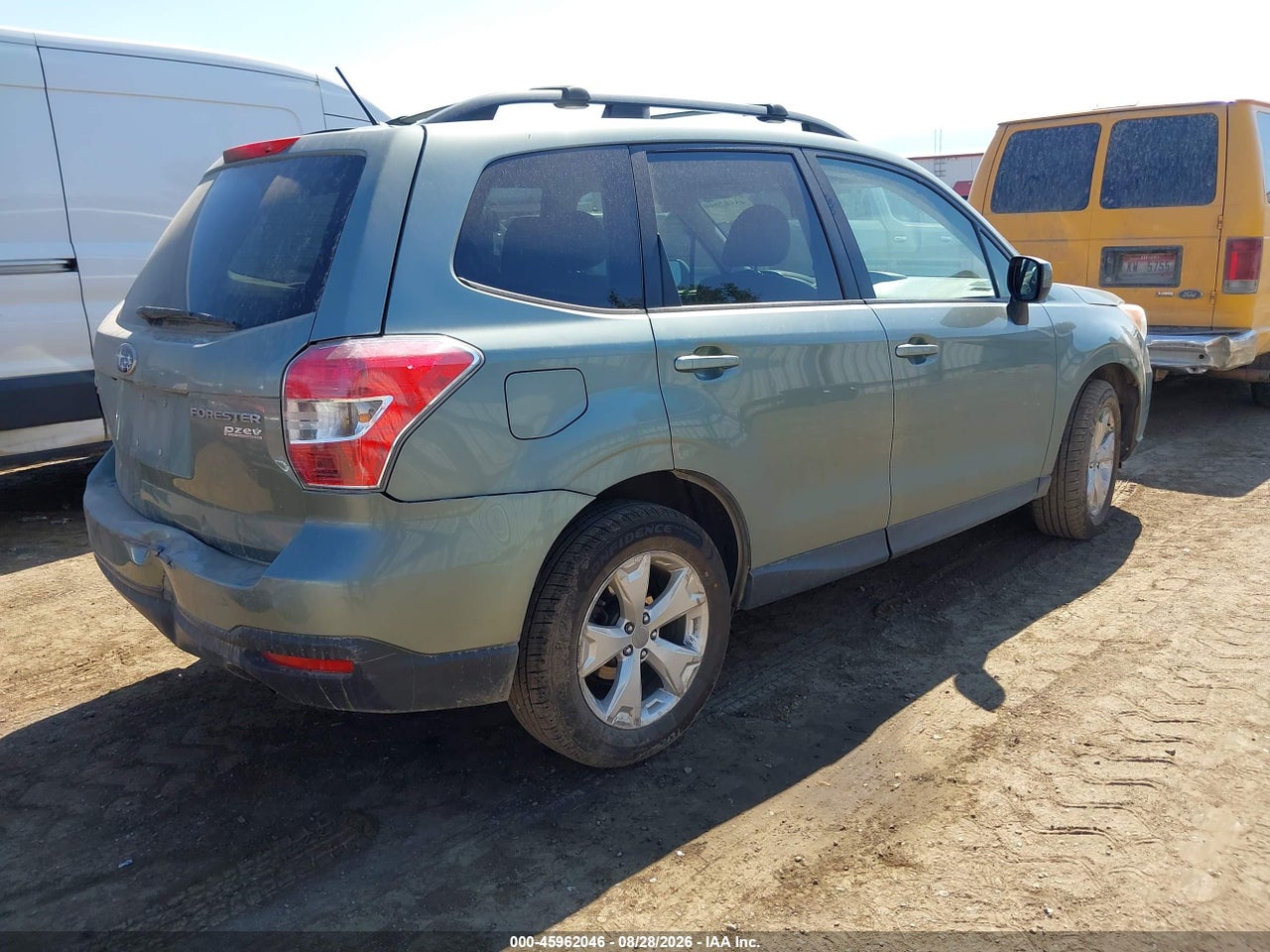 2015 SUBARU FORESTER 2.5I PREMIUM · 4/11