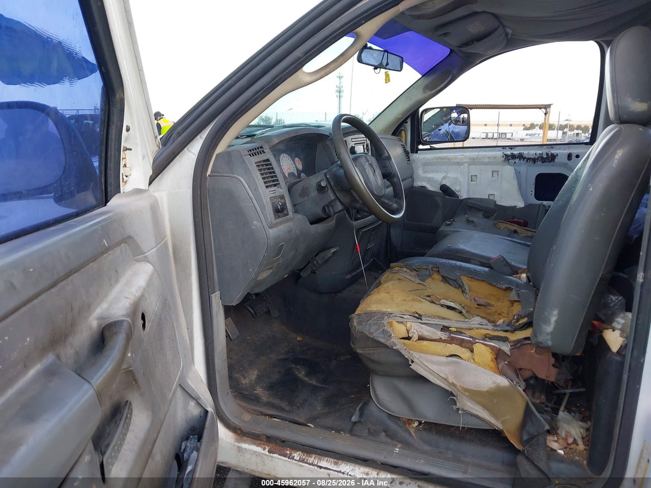 2006 DODGE RAM 2500 ST · 5/10