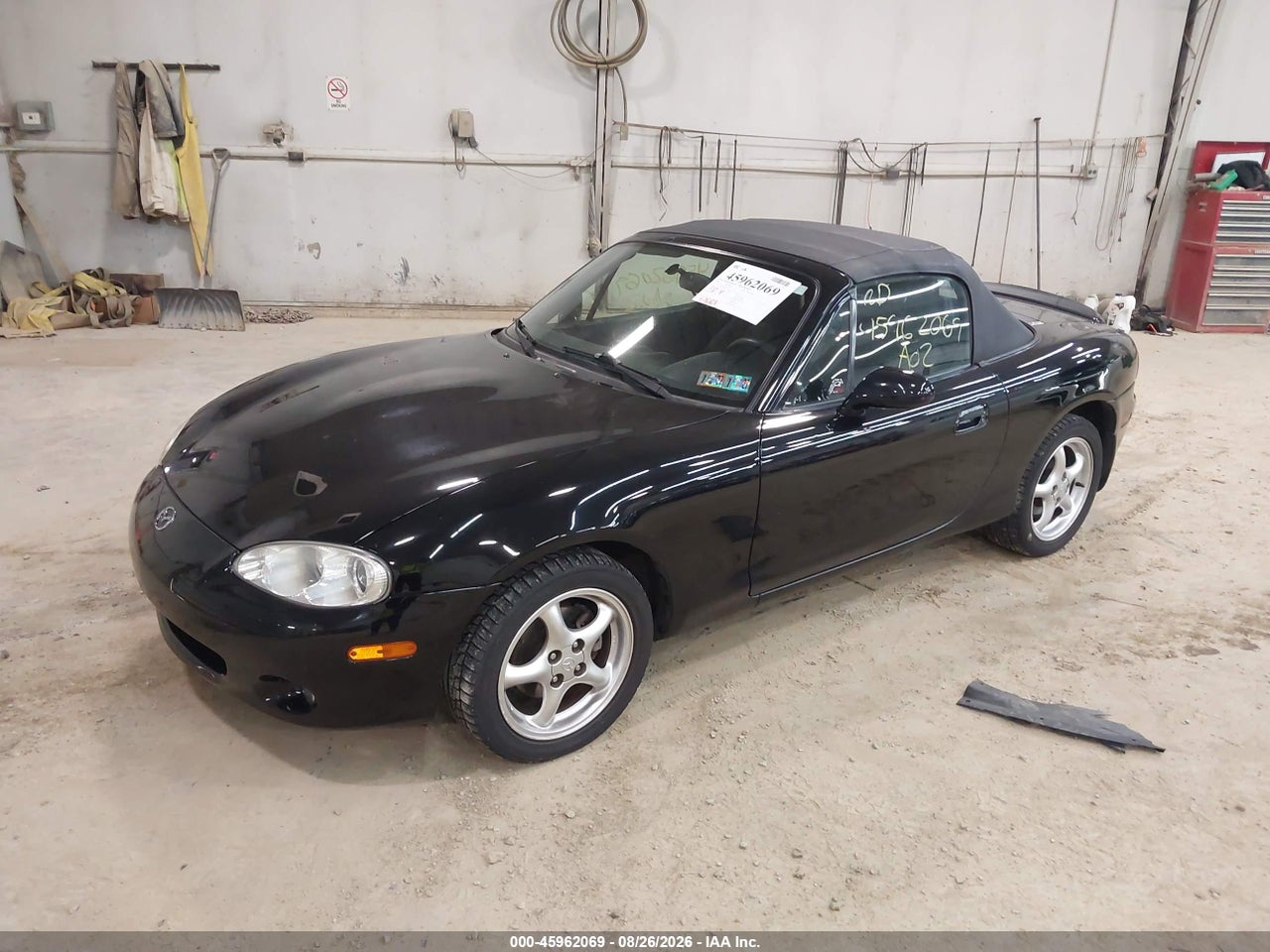 2002 MAZDA MX-5 MIATA CLOTH/LS/SE · 2/11