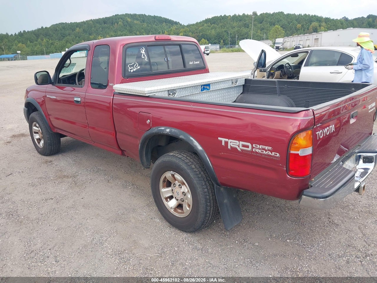 2000 TOYOTA TACOMA PRERUNNER V6 · 3/11
