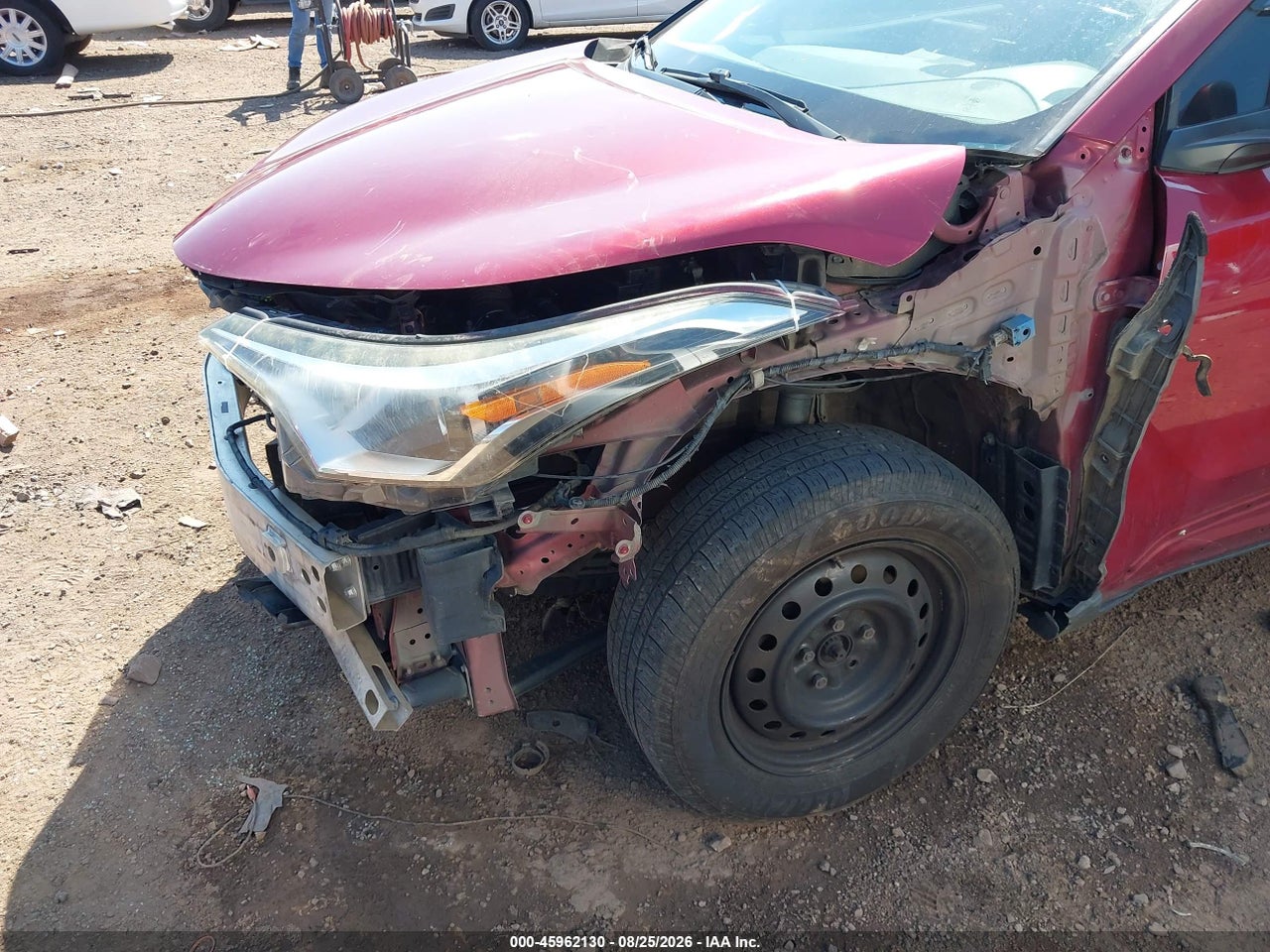 2019 TOYOTA C-HR LE · 6/11