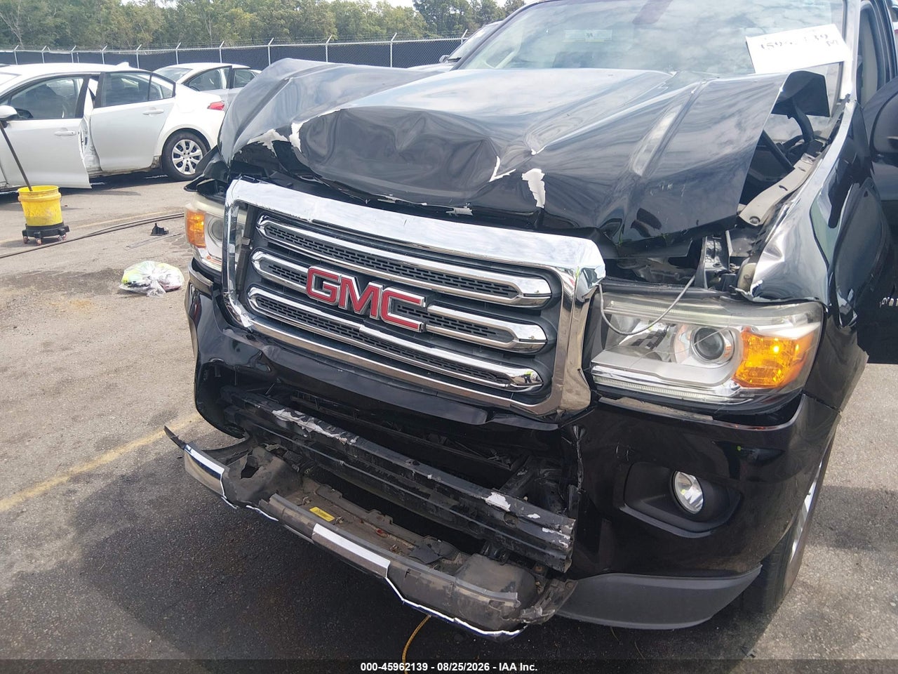 2016 GMC CANYON 2WD SLT · 6/11