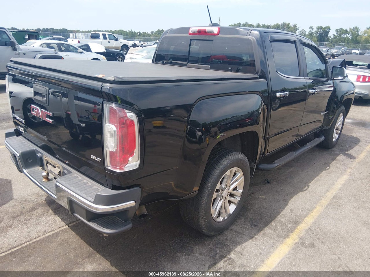 2016 GMC CANYON 2WD SLT · 4/11