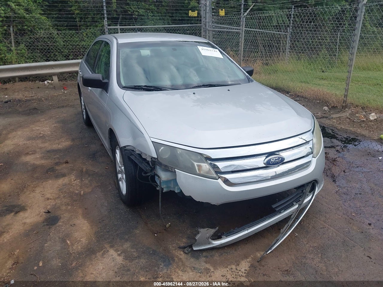 2010 FORD FUSION S · 6/11