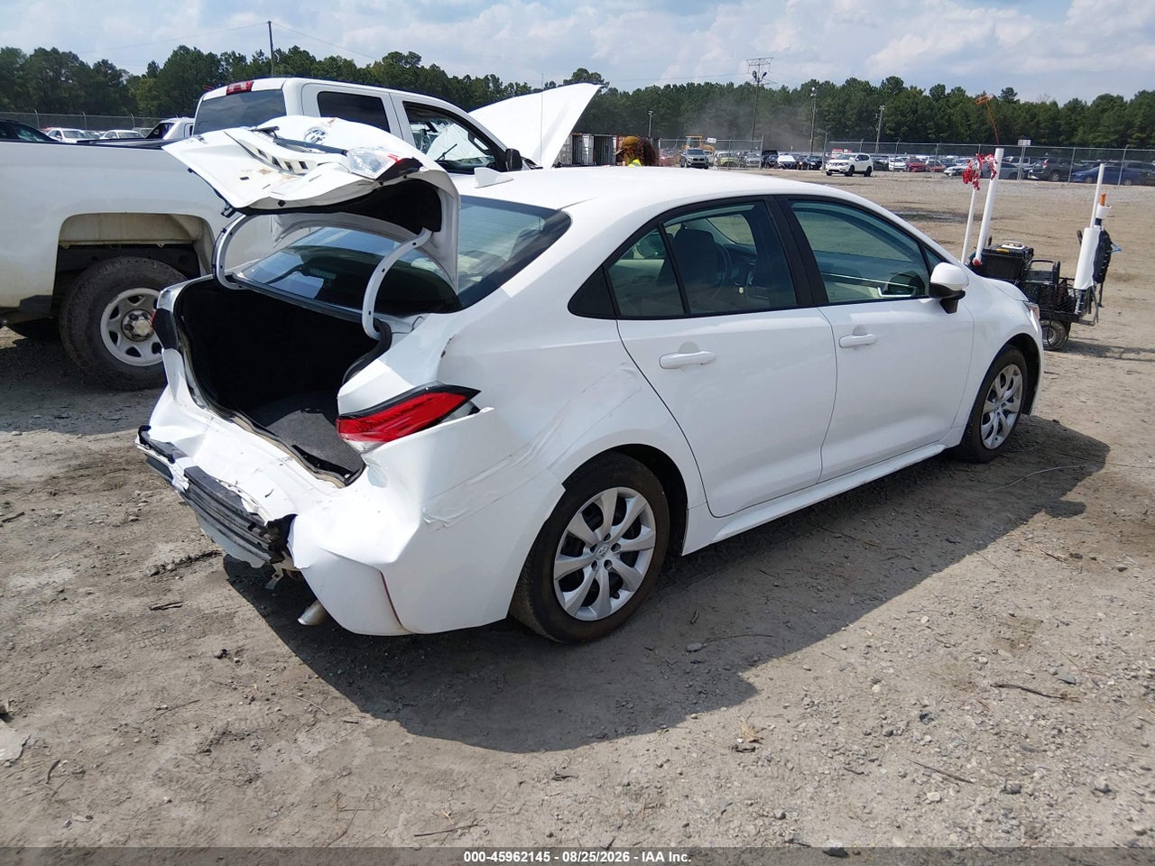 2025 TOYOTA COROLLA LE · 4/11