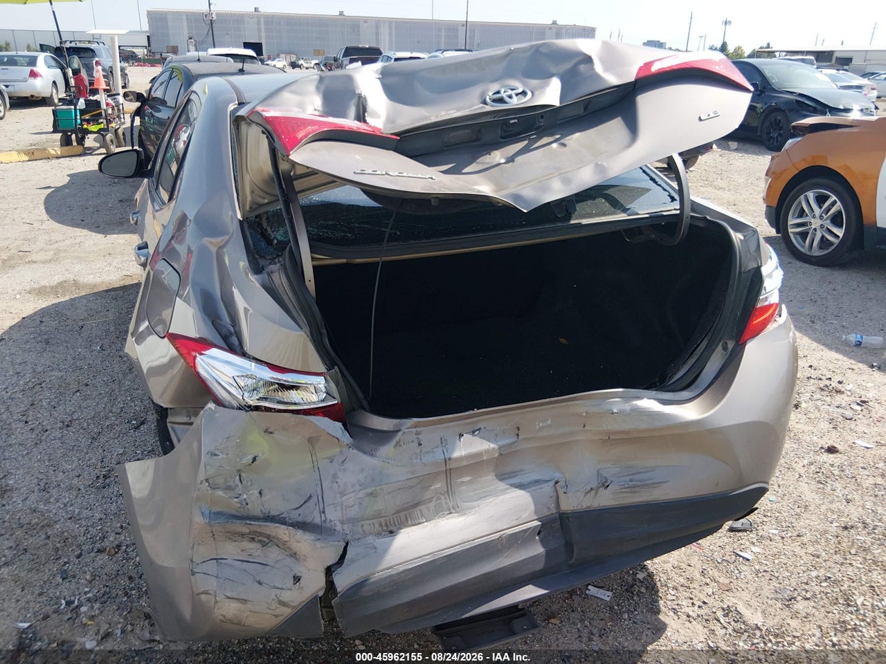 2016 TOYOTA COROLLA LE · 6/11