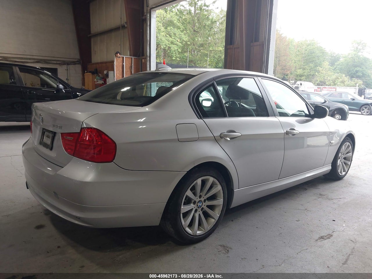 2011 BMW 328I XDRIVE · 4/11