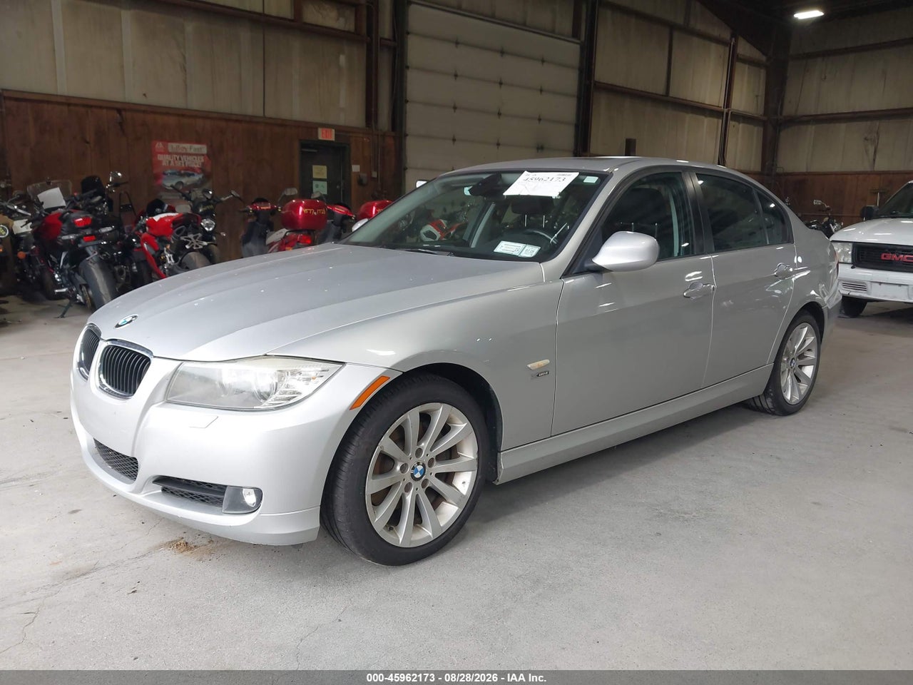 2011 BMW 328I XDRIVE · 2/11