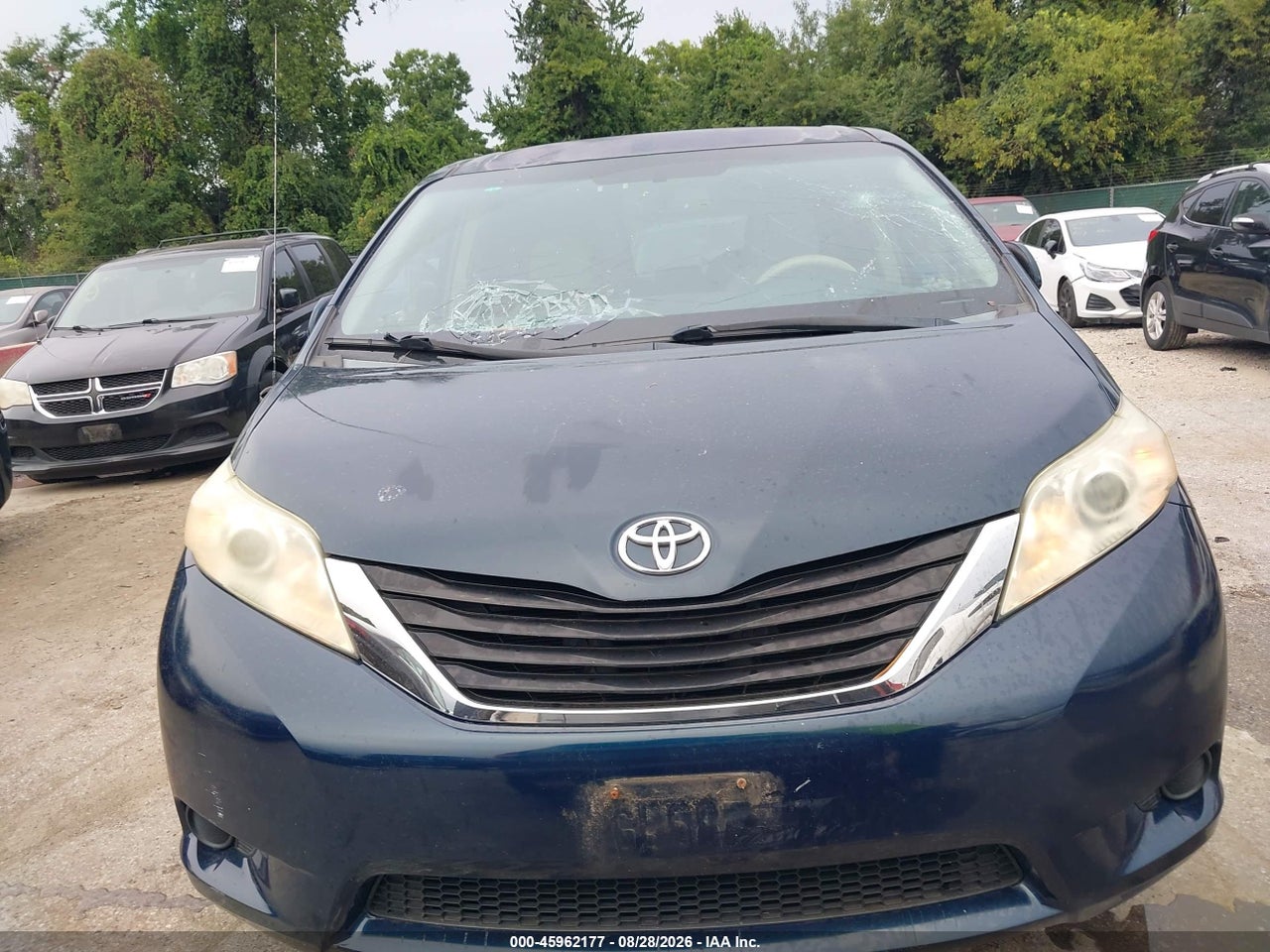 2012 TOYOTA SIENNA LE V6 8 PASSENGER · 6/11