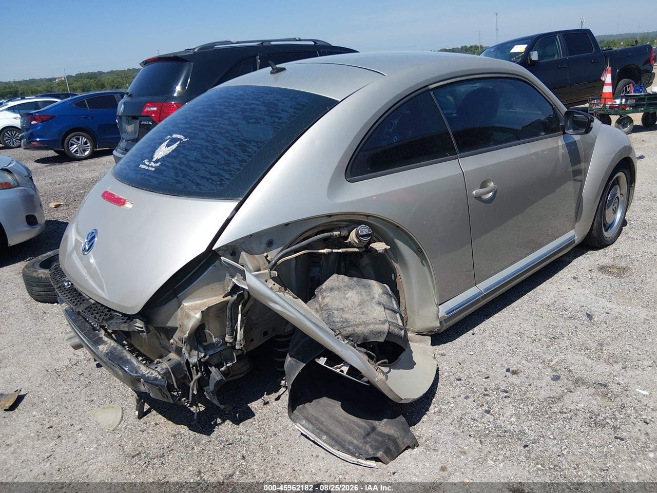 2013 VOLKSWAGEN BEETLE 2.5L · 4/11