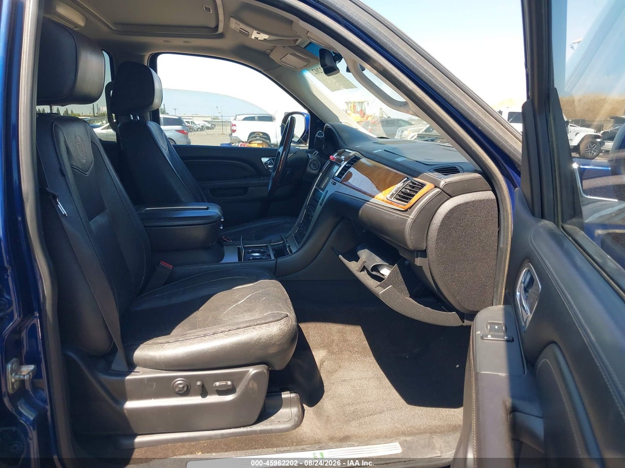 2012 CADILLAC ESCALADE HYBRID PLATINUM EDITION · 5/11