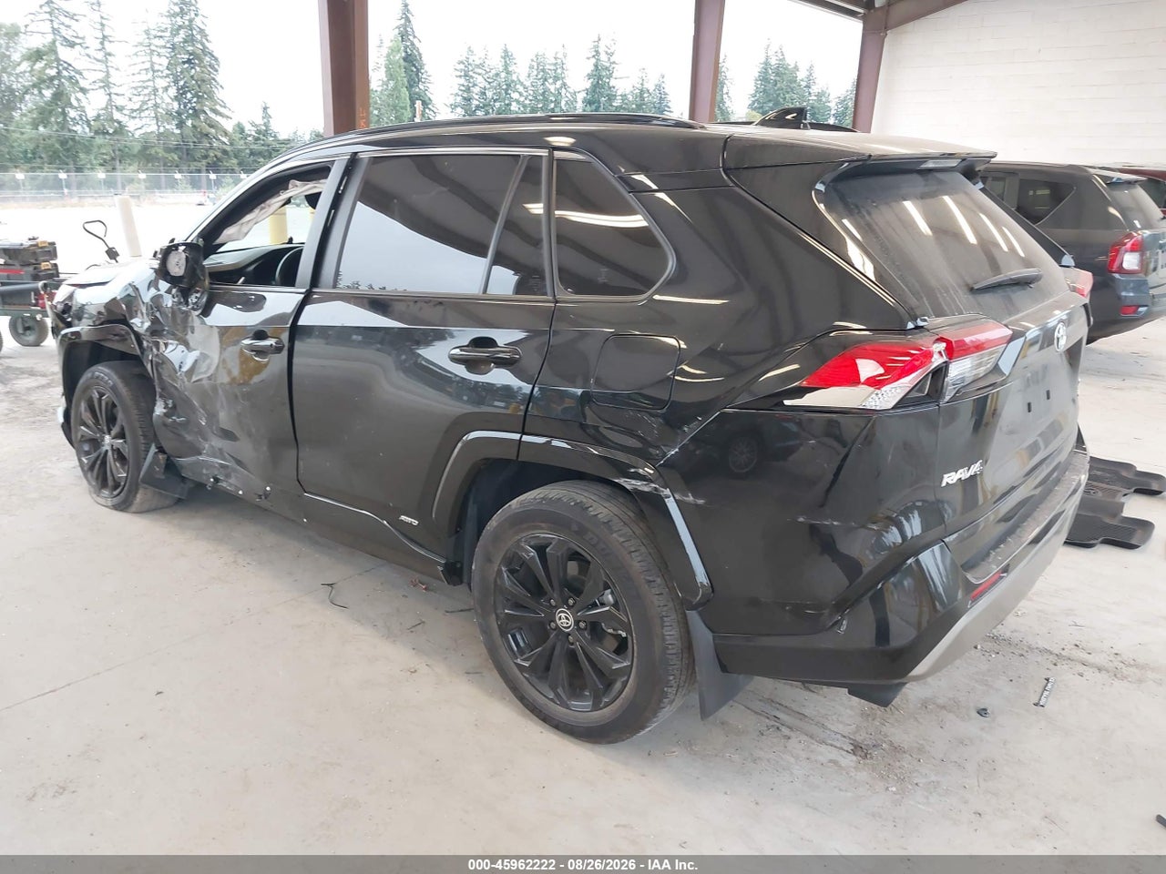 2025 TOYOTA RAV4 HYBRID SE · 3/10